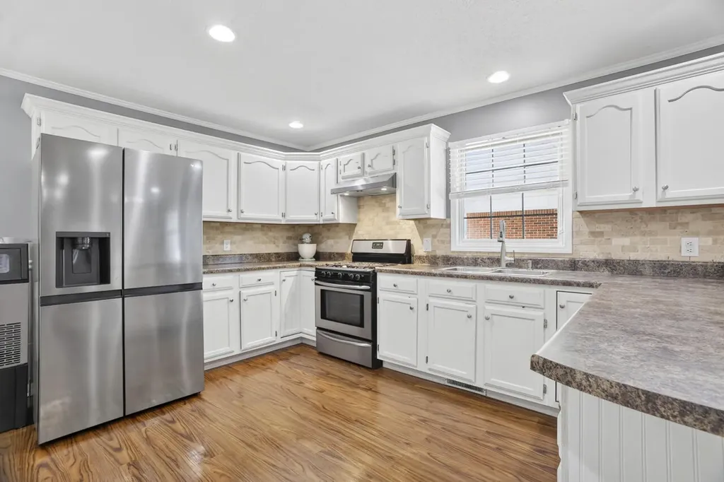 918 Sanderson Drive Hopkinsville KY 42240