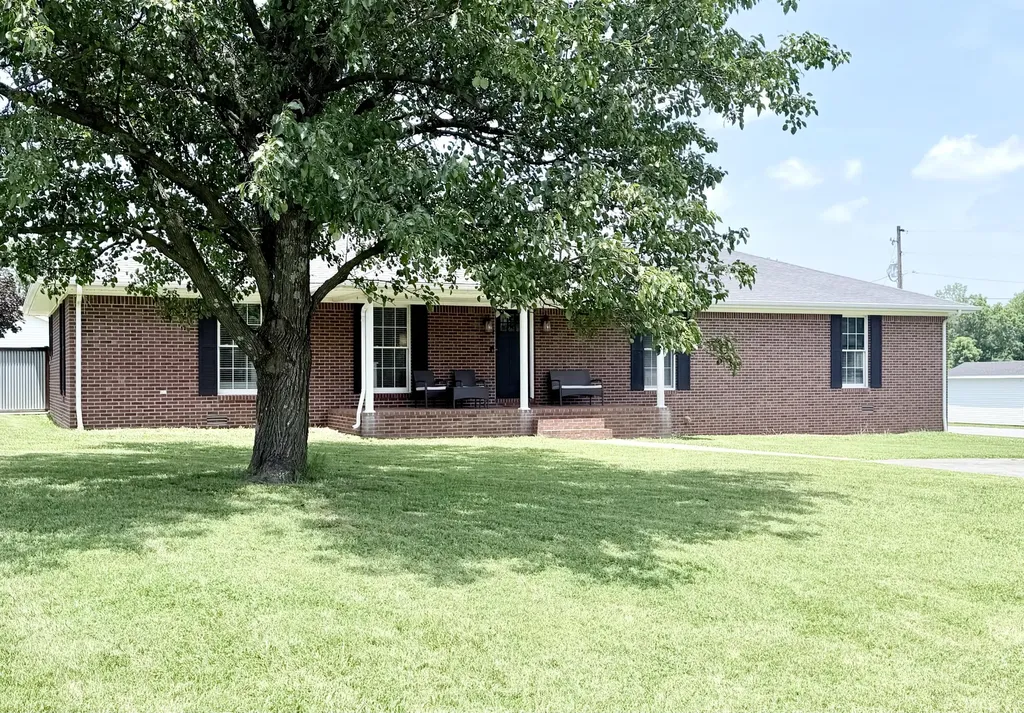 918 Sanderson Drive Hopkinsville KY 42240