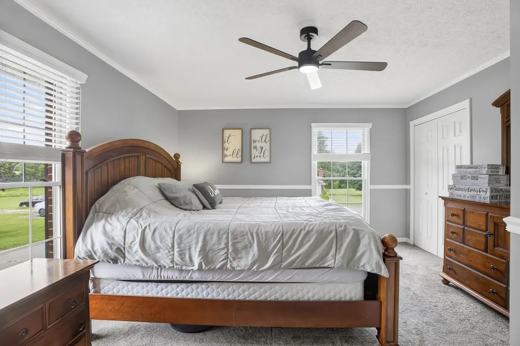 918 Sanderson Drive Hopkinsville KY 42240
