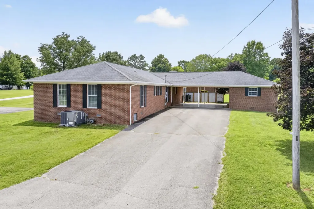 918 Sanderson Drive Hopkinsville KY 42240