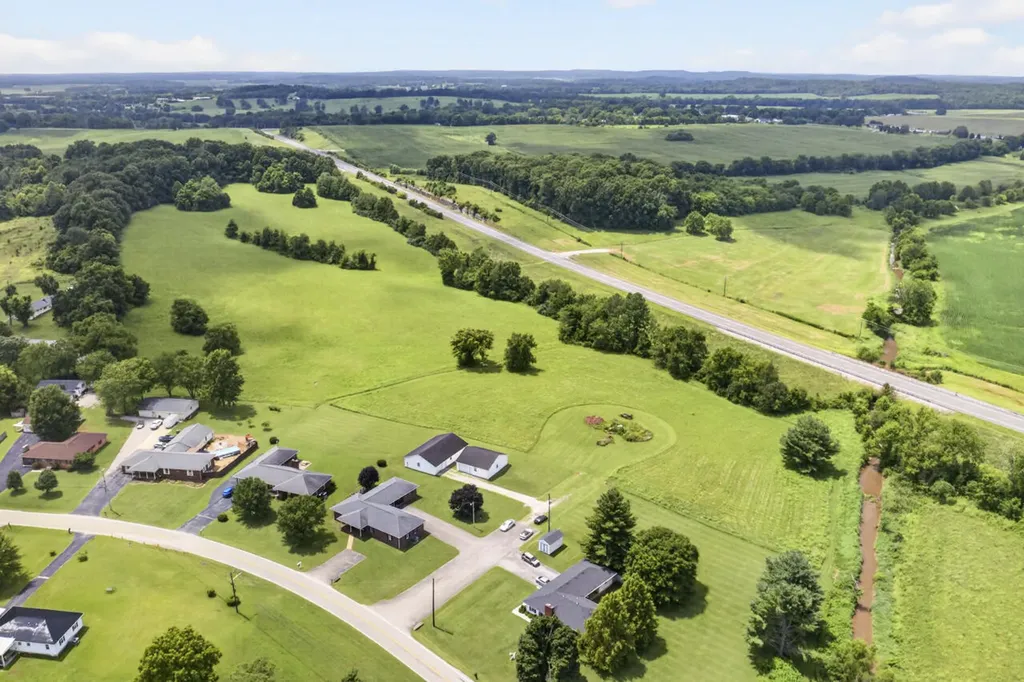 918 Sanderson Drive Hopkinsville KY 42240