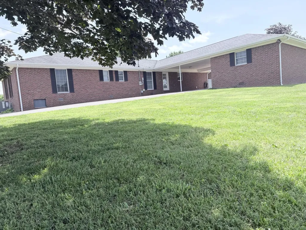 918 Sanderson Drive Hopkinsville KY 42240