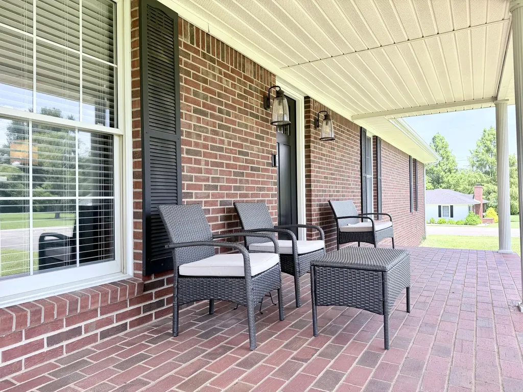 918 Sanderson Drive Hopkinsville KY 42240