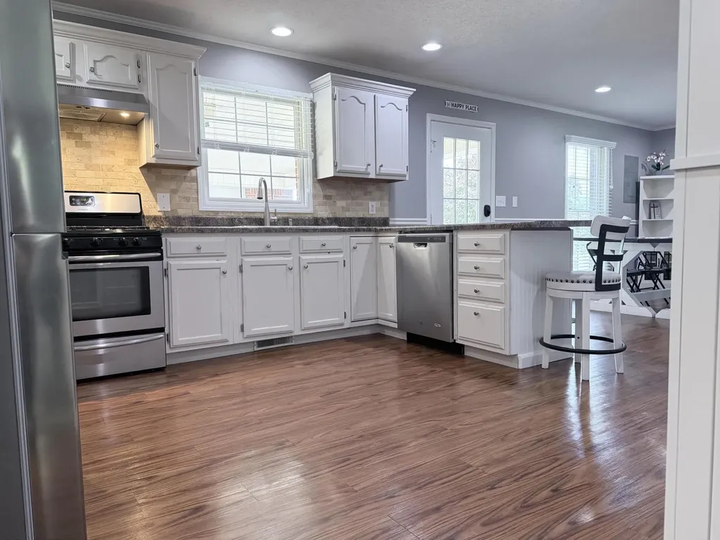 918 Sanderson Drive Hopkinsville KY 42240