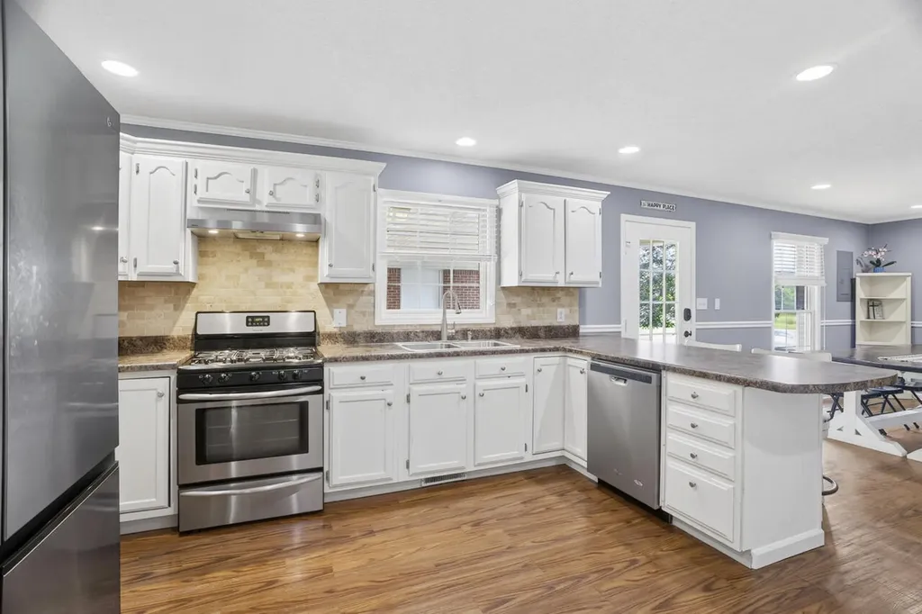 918 Sanderson Drive Hopkinsville KY 42240