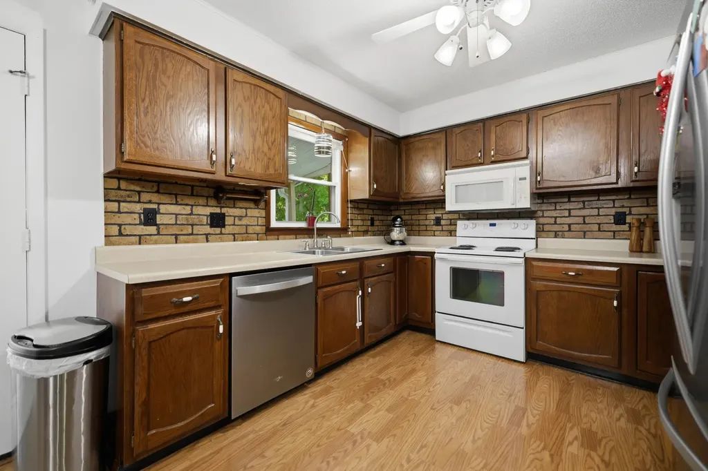 1130 Wright Road Murray KY 42071