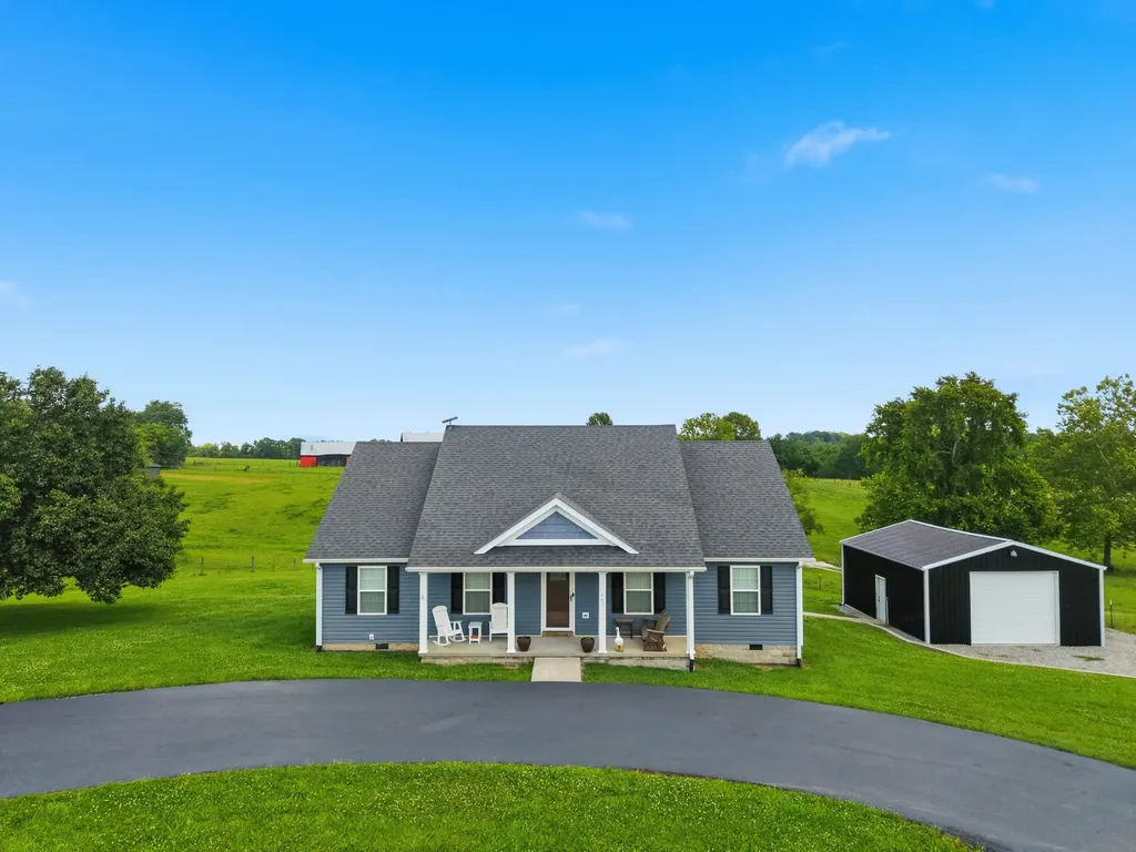 447 Oakland Lane Harrodsburg KY 40330