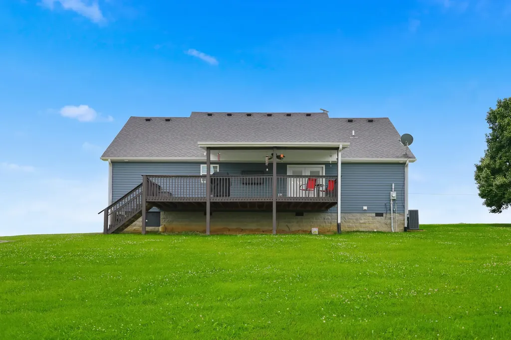 447 Oakland Lane Harrodsburg KY 40330