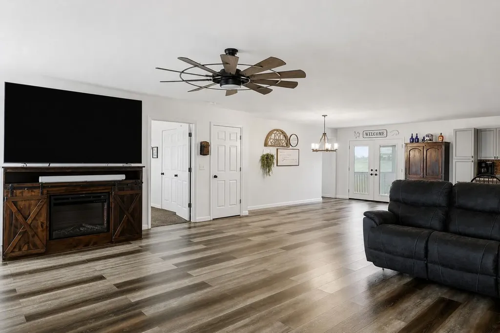 447 Oakland Lane Harrodsburg KY 40330