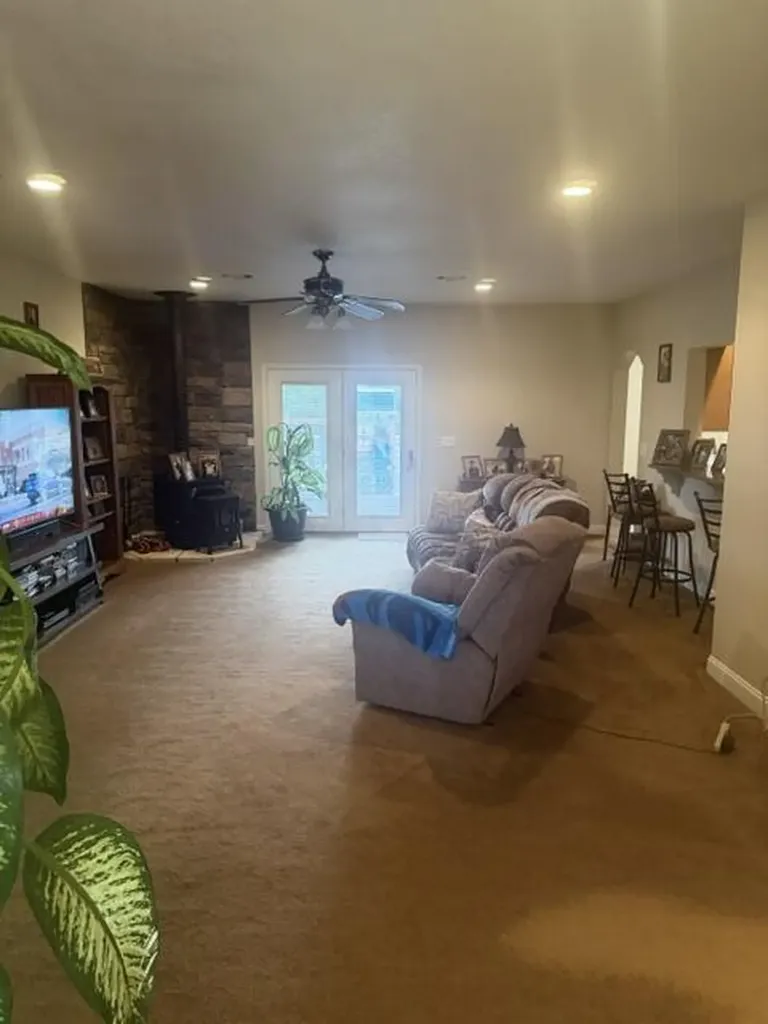 398 Jim Weaver Road Crab Orchard KY 40419