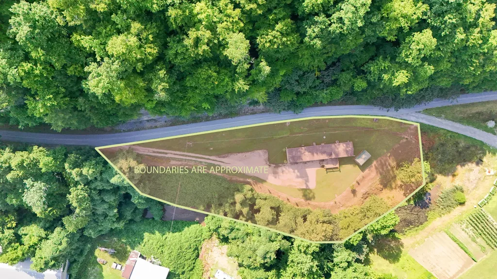 240 Elk Ridge Road Hyden KY 41749