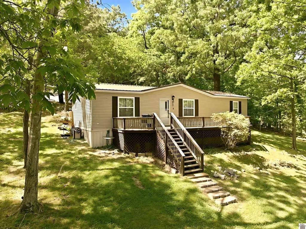 82 Daniel Lane New Concord KY 42076