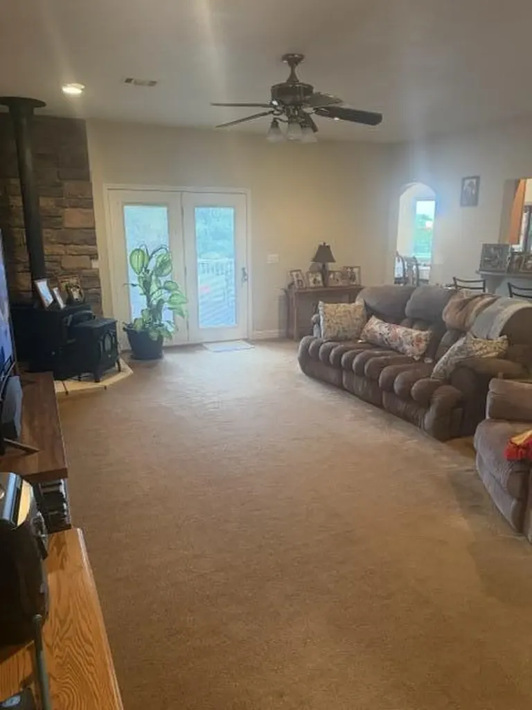 398 Jim Weaver Road Crab Orchard KY 40419