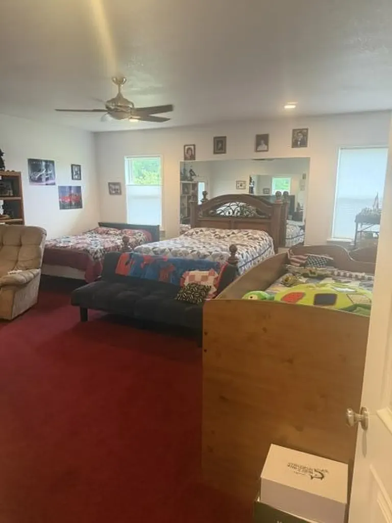 398 Jim Weaver Road Crab Orchard KY 40419