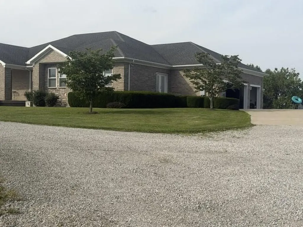 398 Jim Weaver Road Crab Orchard KY 40419