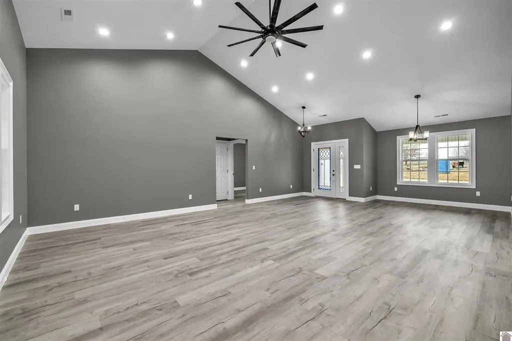 120 Timber Ridge Mayfield KY 42066