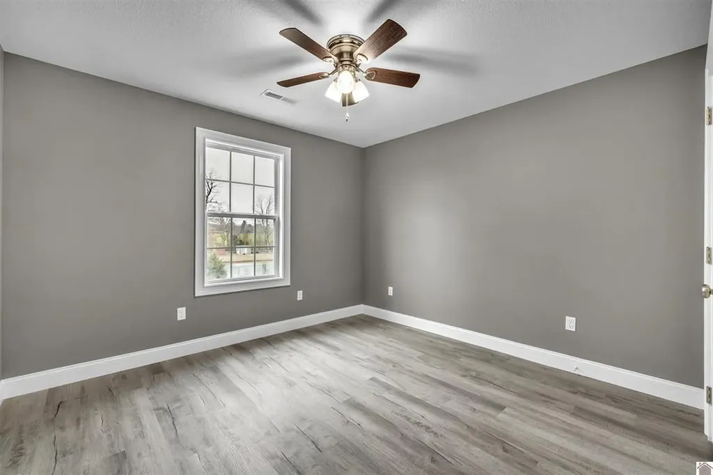 120 Timber Ridge Mayfield KY 42066