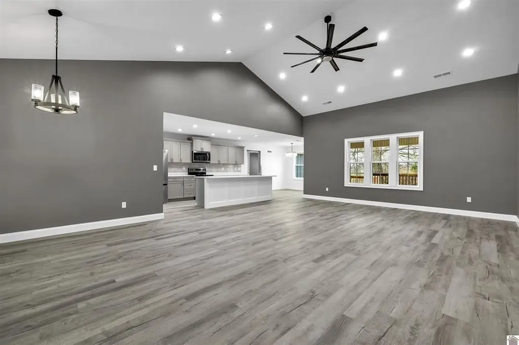 120 Timber Ridge Mayfield KY 42066