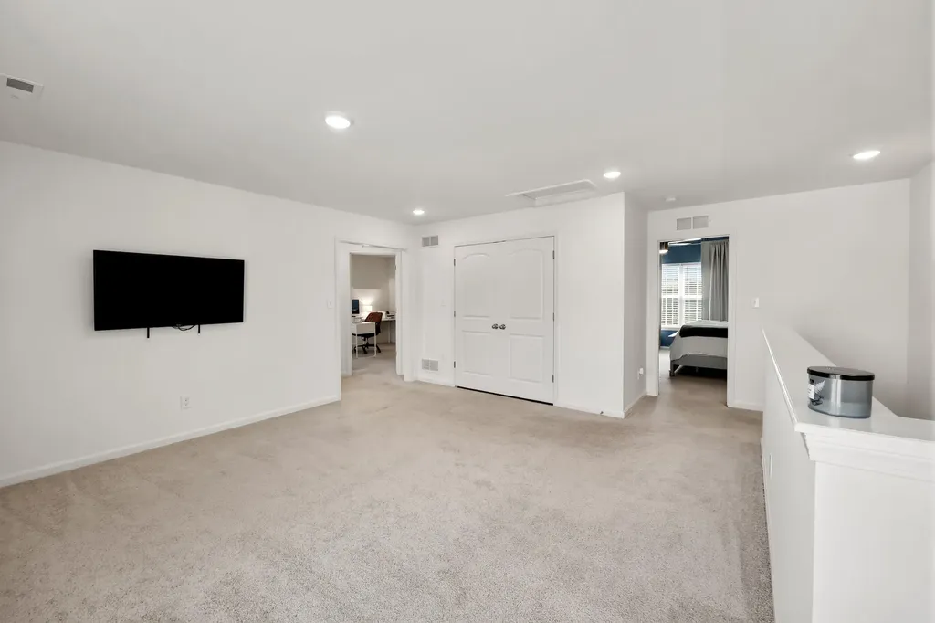 1148 Barleys Pass Lexington KY 40511