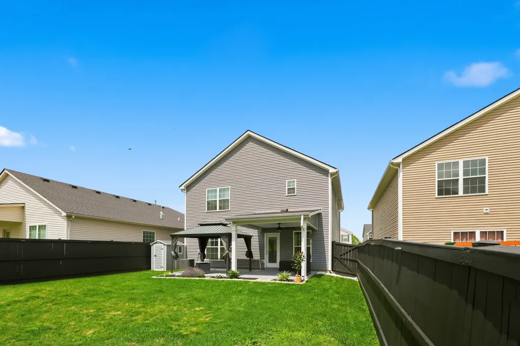 1148 Barleys Pass Lexington KY 40511