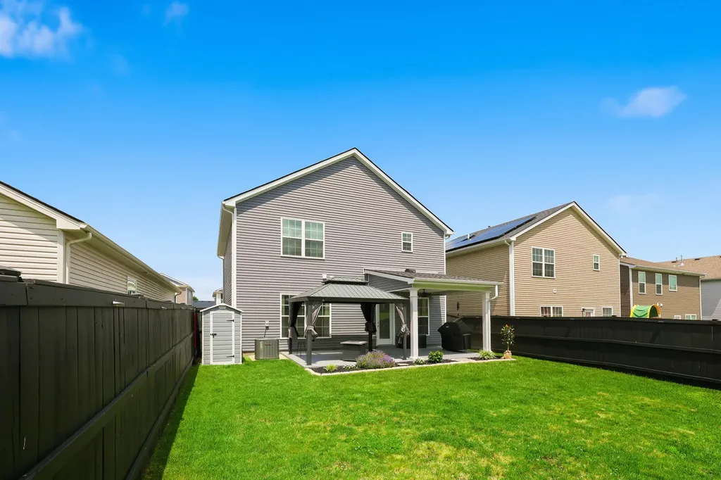 1148 Barleys Pass Lexington KY 40511