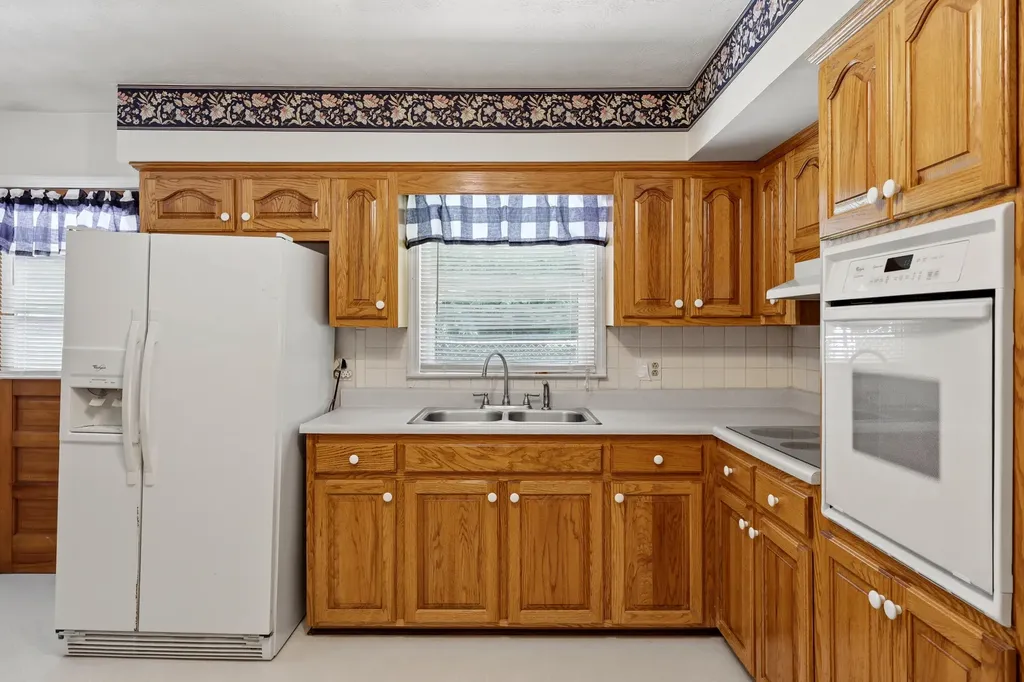 489 Lynn Drive Harrodsburg KY 40330