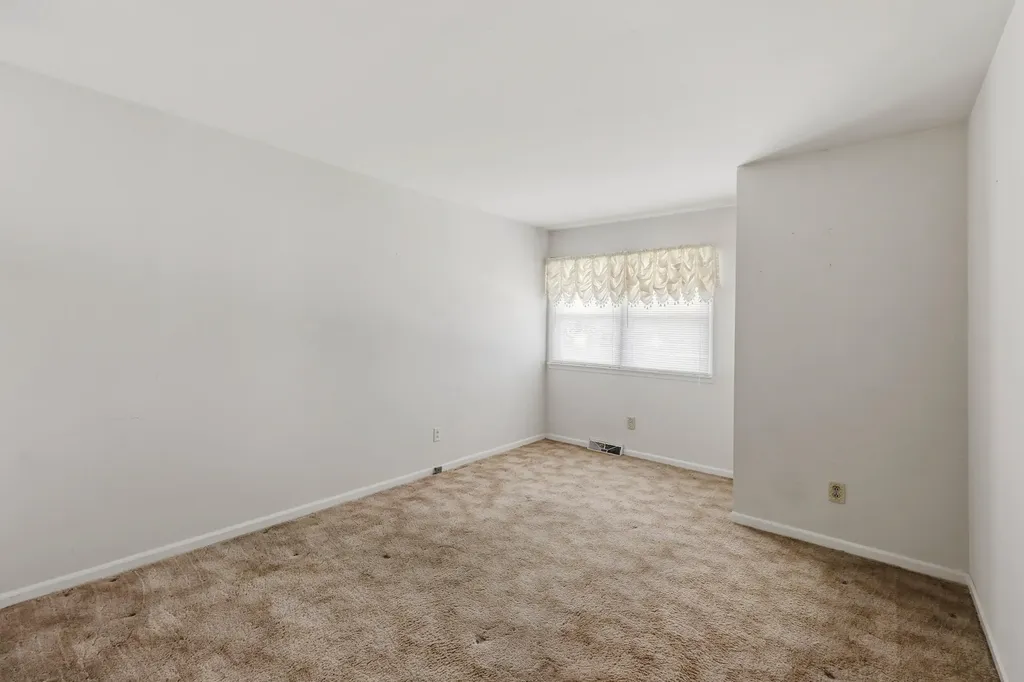 489 Lynn Drive Harrodsburg KY 40330