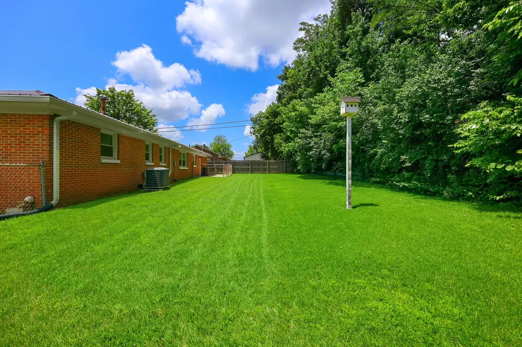 489 Lynn Drive Harrodsburg KY 40330