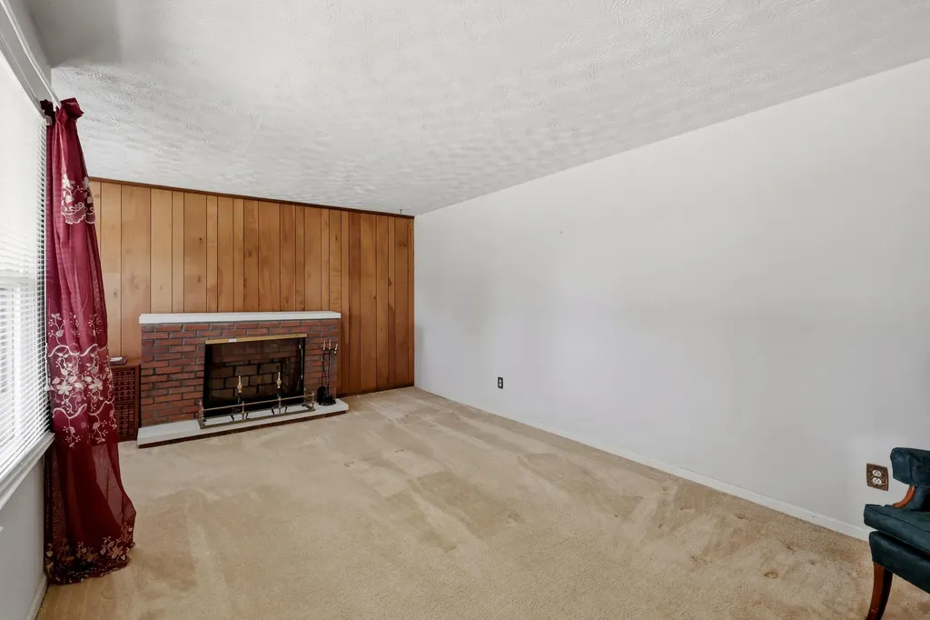 489 Lynn Drive Harrodsburg KY 40330