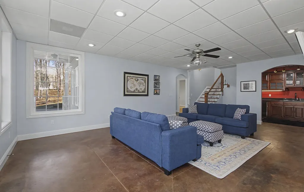 81 Pier Lane Murray KY 42071