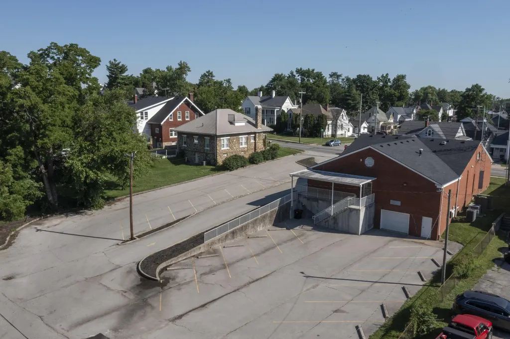 308 W Lexington Avenue Winchester KY 40391