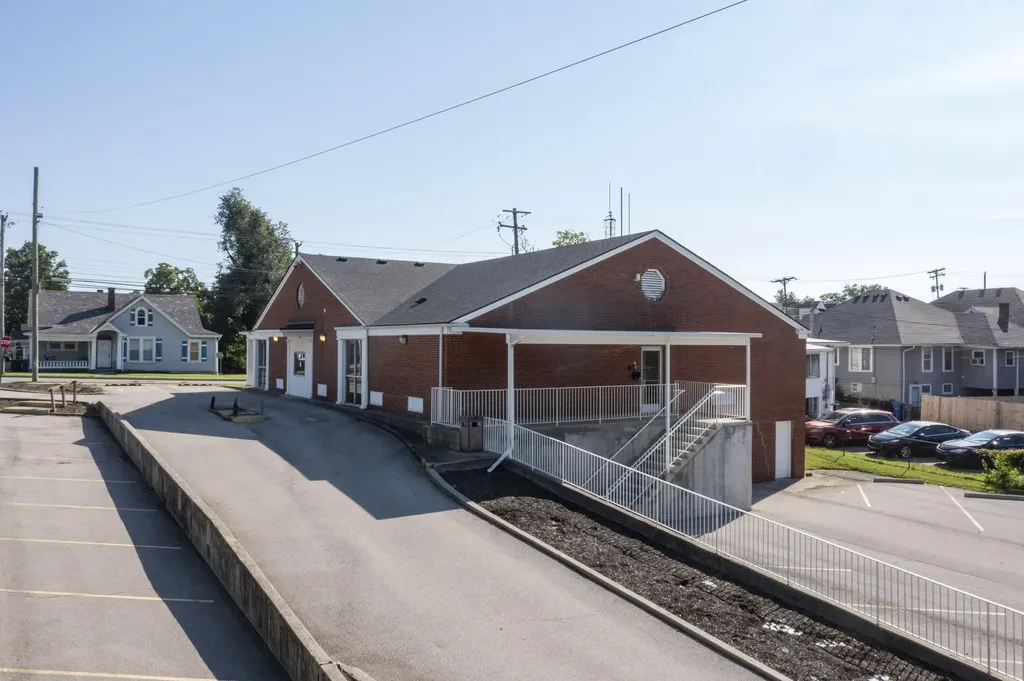 308 W Lexington Avenue Winchester KY 40391