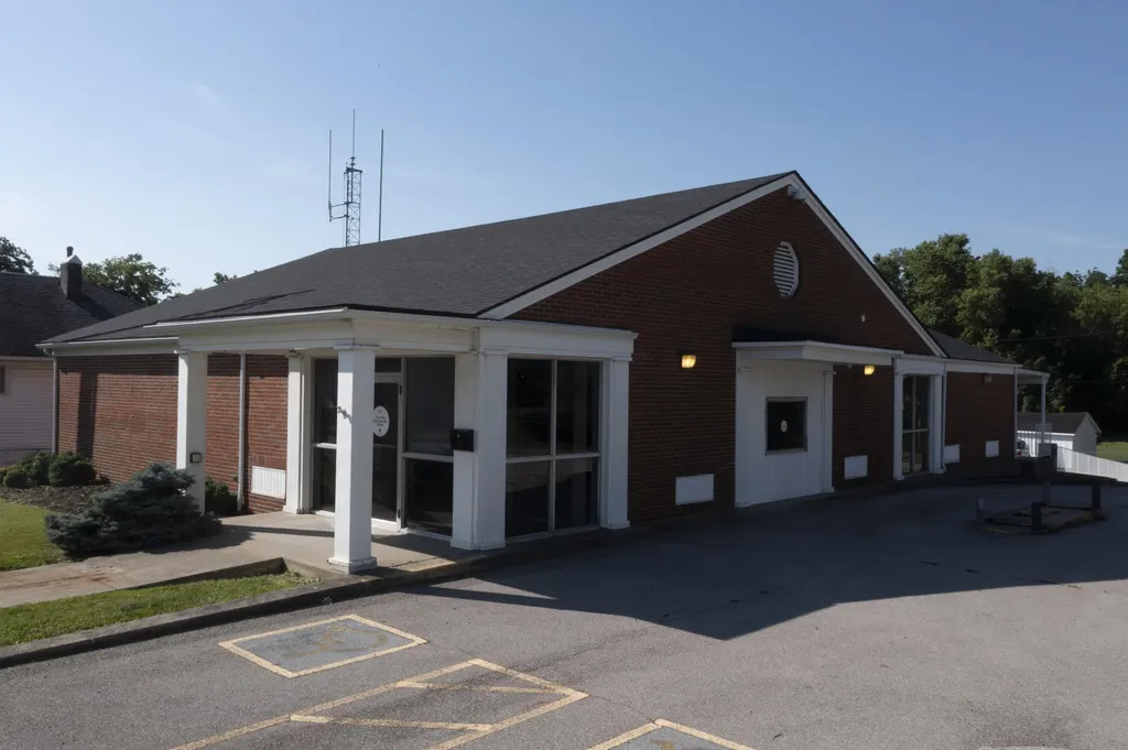308 W Lexington Avenue Winchester KY 40391