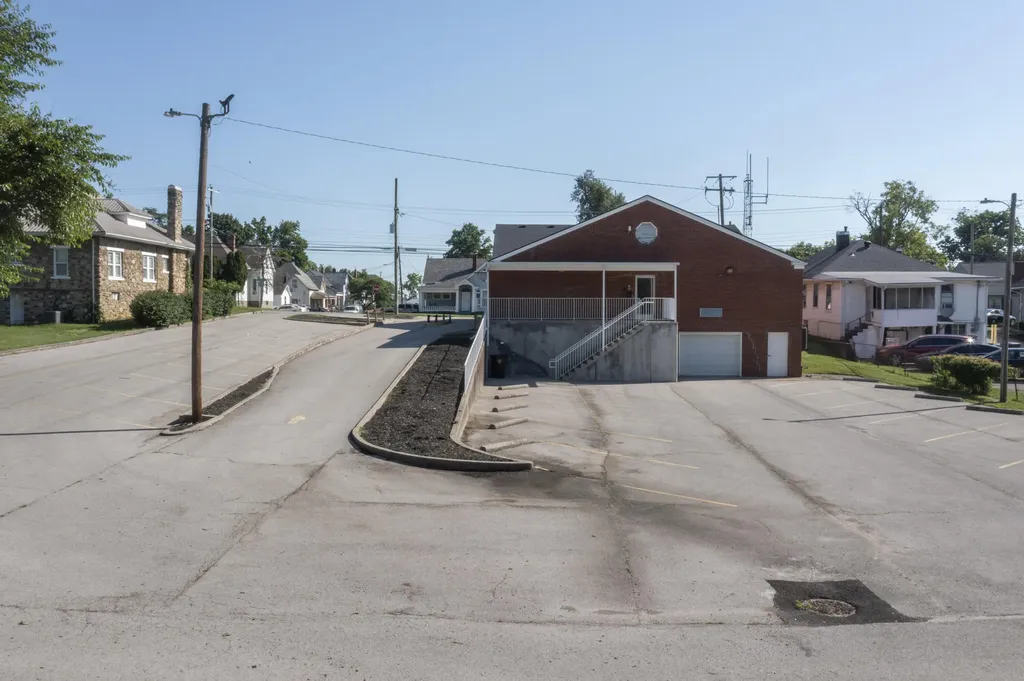 308 W Lexington Avenue Winchester KY 40391