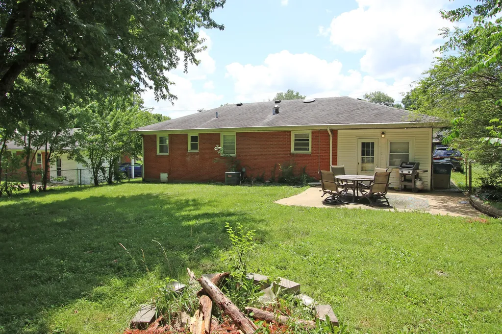 352 Timothy Avenue Danville KY 40422