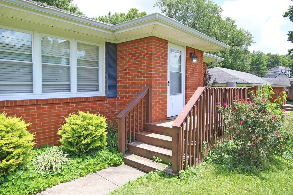 352 Timothy Avenue Danville KY 40422