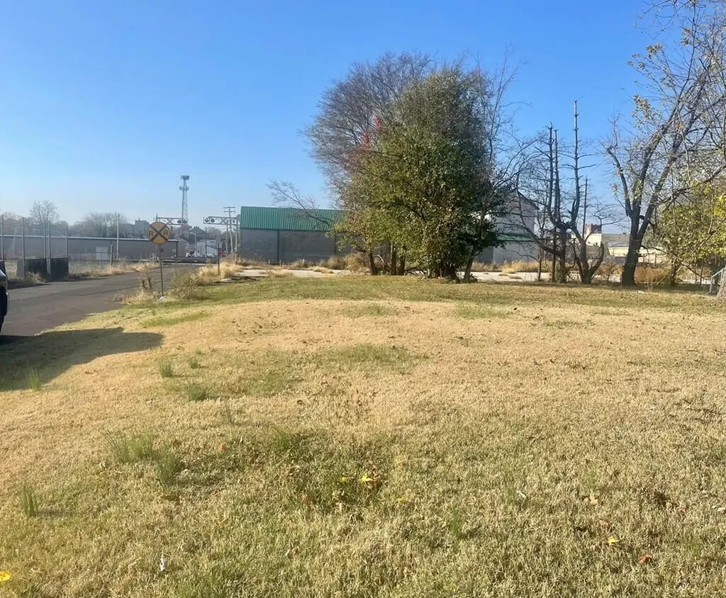 1111 S Campbell Street Hopkinsville KY 42240