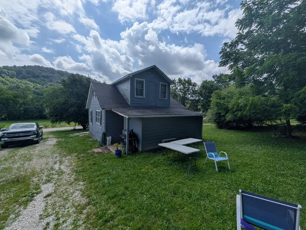 2791 Scaffold Cane Road Berea KY 40403