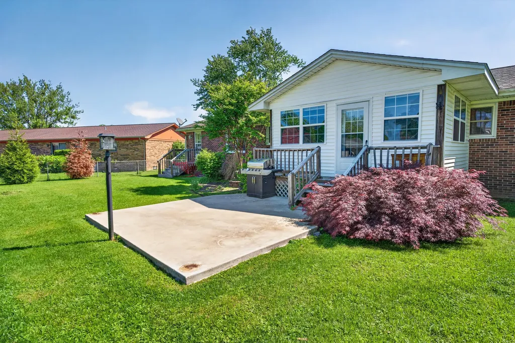 155 Susan Lane Paducah KY 42003