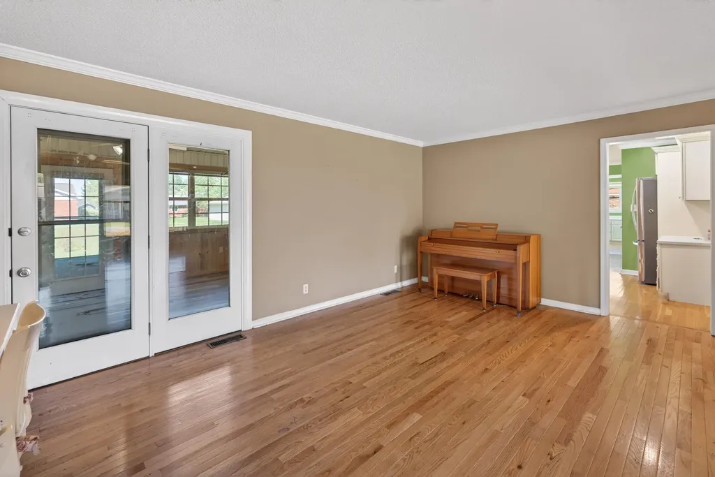 155 Susan Lane Paducah KY 42003