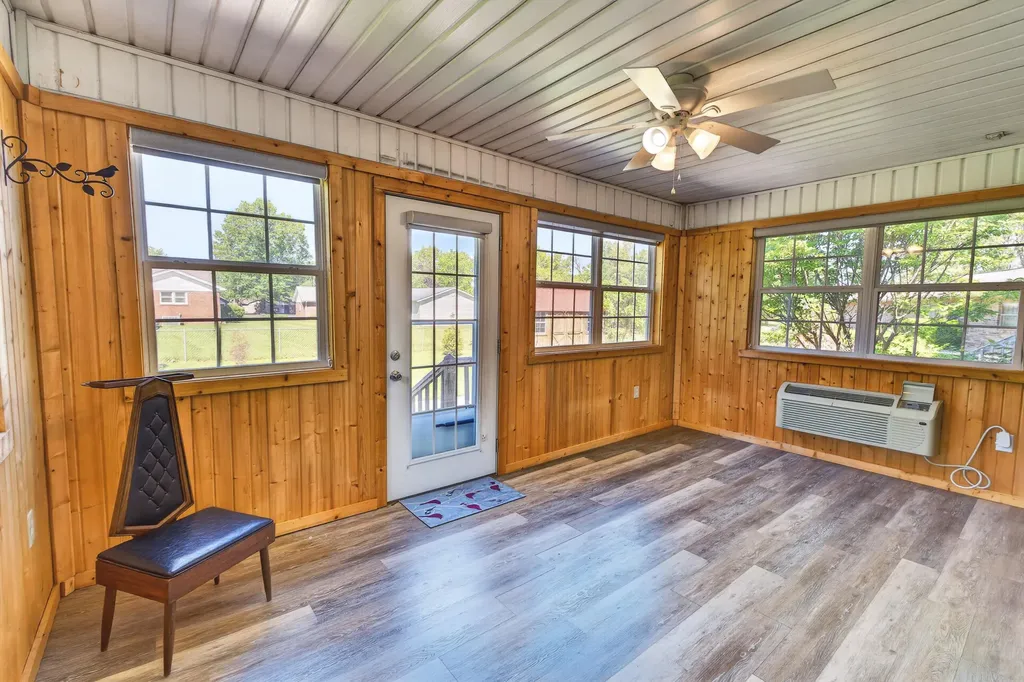 155 Susan Lane Paducah KY 42003