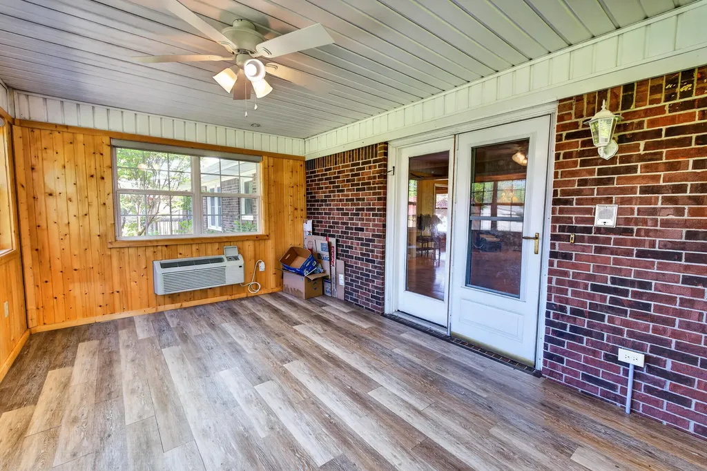 155 Susan Lane Paducah KY 42003