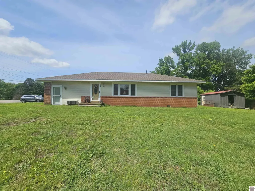 104 Cherry Laurel Lane Hickman KY 42050