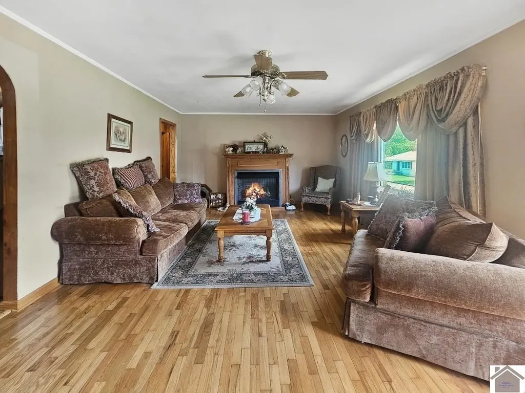104 Cherry Laurel Lane Hickman KY 42050