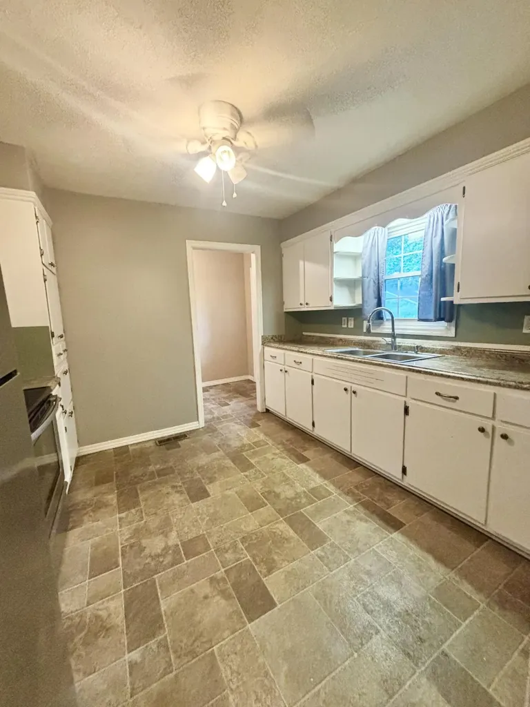 417 Wayne Drive Hopkinsville KY 42240