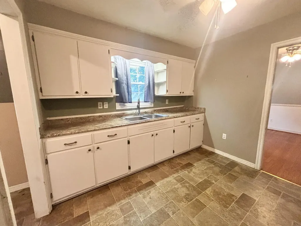 417 Wayne Drive Hopkinsville KY 42240