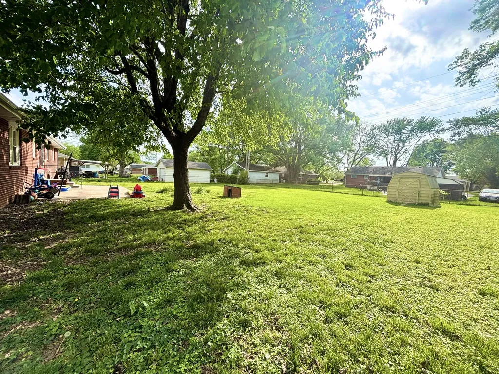 417 Wayne Drive Hopkinsville KY 42240