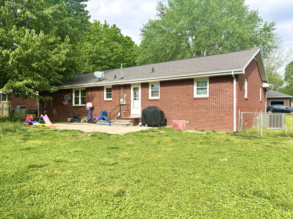 417 Wayne Drive Hopkinsville KY 42240