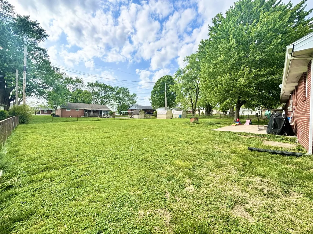 417 Wayne Drive Hopkinsville KY 42240