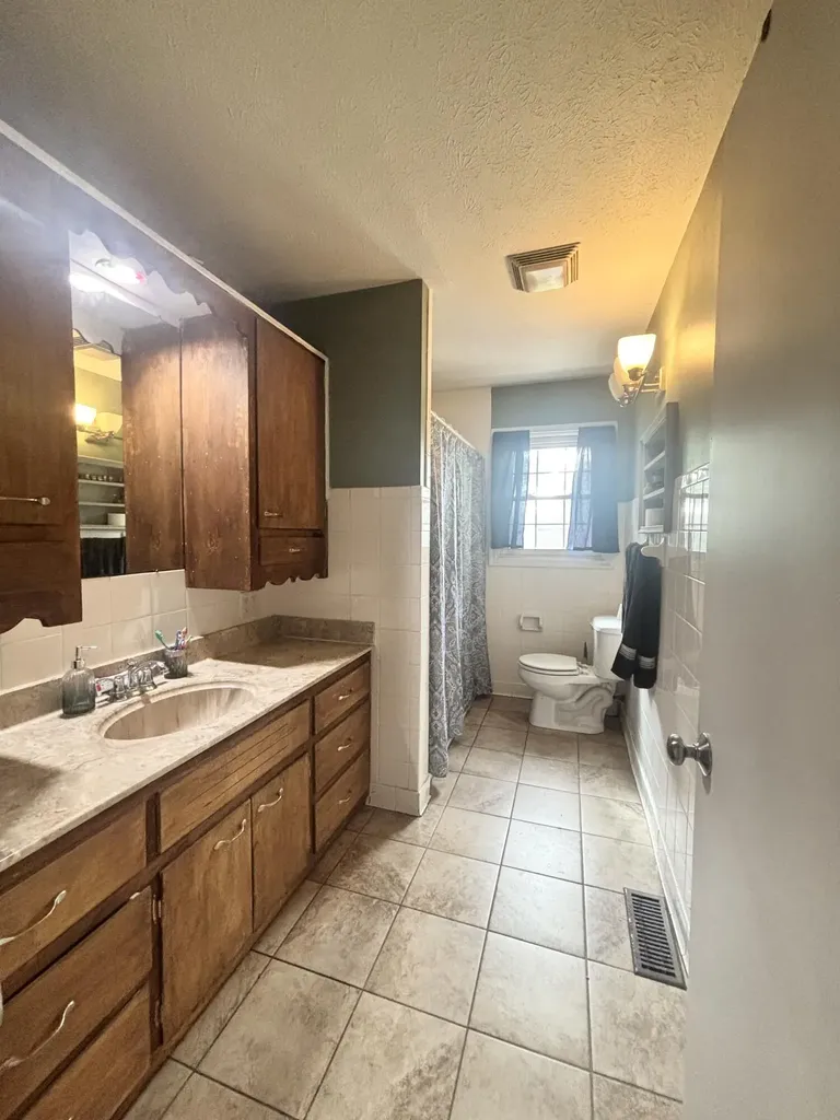 417 Wayne Drive Hopkinsville KY 42240